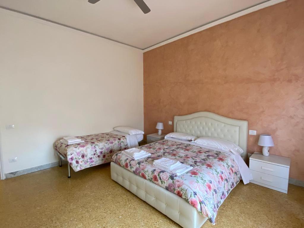 Casagiorgio A Due Passi Dal Centro Storico Apartment ฟลอเรนซ์ ภายนอก รูปภาพ